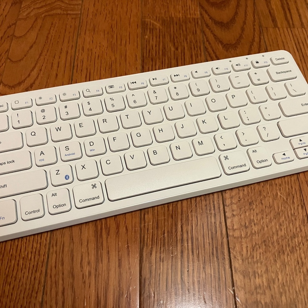 Anker Wireless Bluetooth Keyboard - Picture 4 of 4